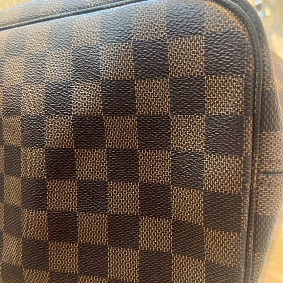 Louis Vuitton Neverfull MM tote - Picture 8 of 16